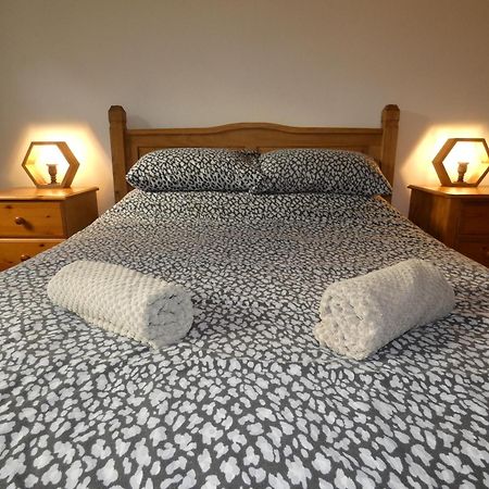 Abergwynant Farm Glamping & Apartments Dolgellau Extérieur photo
