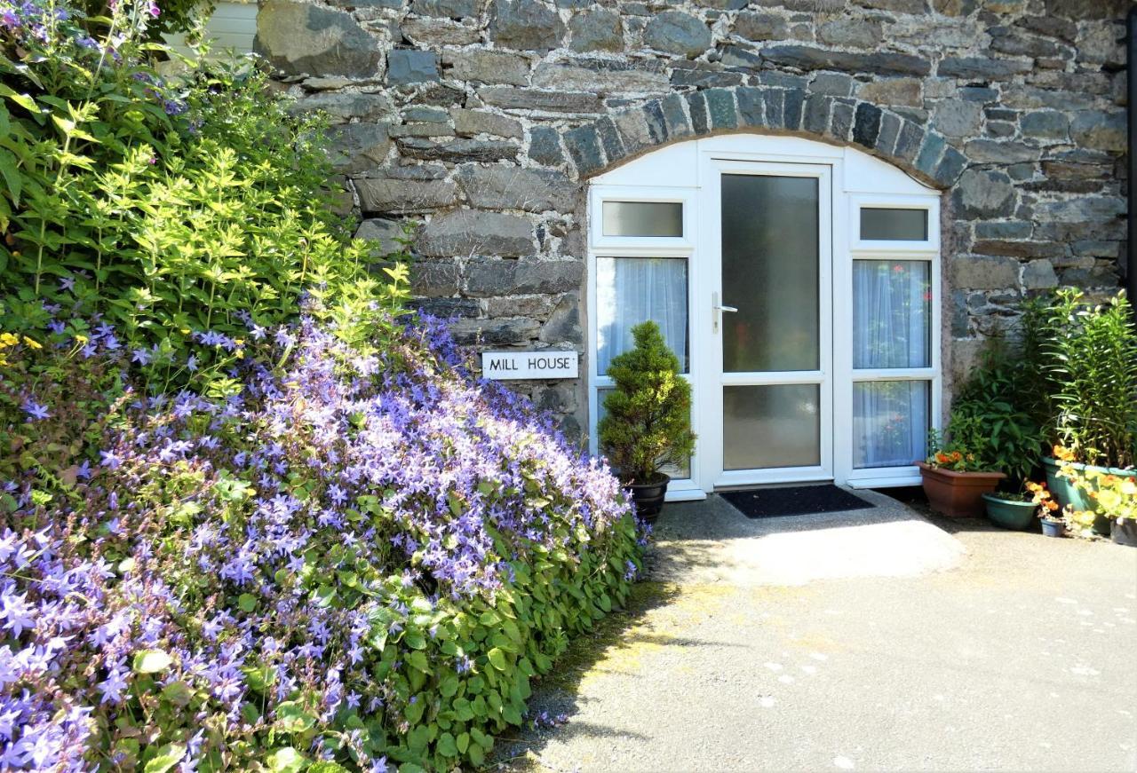 Abergwynant Farm Glamping & Apartments Dolgellau Extérieur photo