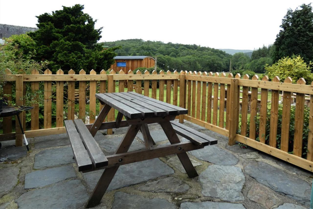 Abergwynant Farm Glamping & Apartments Dolgellau Extérieur photo